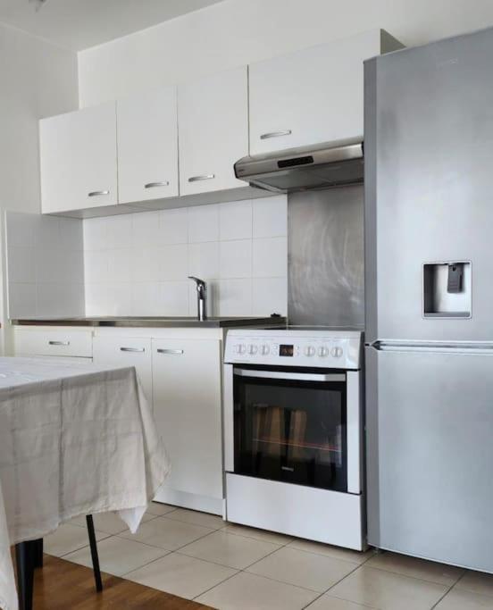 Appartement 2 Pieces 5Min Gare Val D'Europe Parking Inclus Montevrain Bagian luar foto